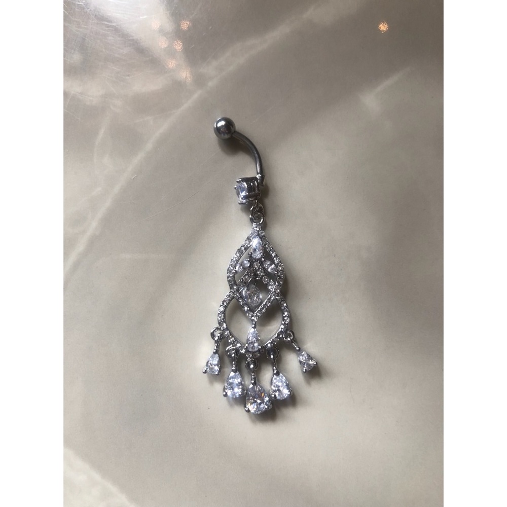 NWOT Dangle Belly Button Ring